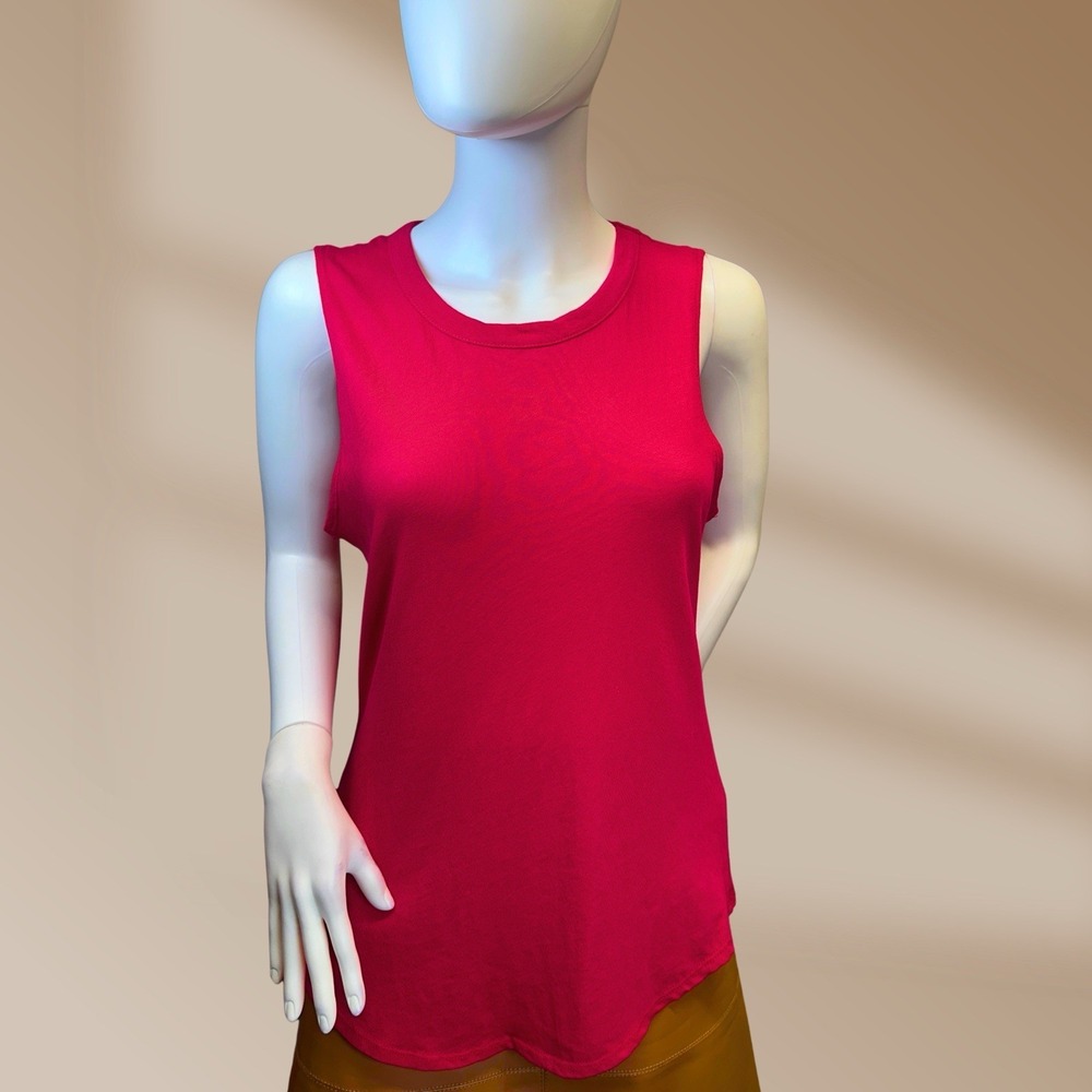 Chaser Ladies Yoga Walking Running Workout Daily Tank Top Hot Pink Sz Med NWT!